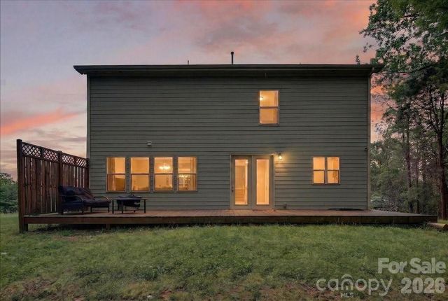 265 Meadow Oaks Drive SE, Concord, NC 28025