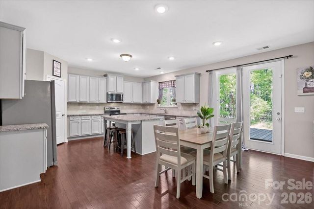 265 Meadow Oaks Drive SE, Concord, NC 28025