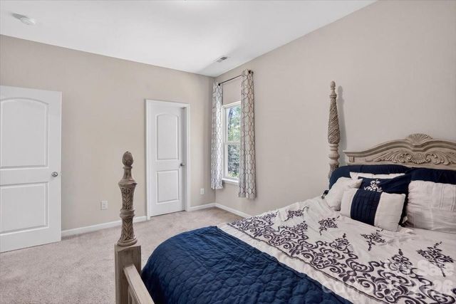 265 Meadow Oaks Drive SE, Concord, NC 28025