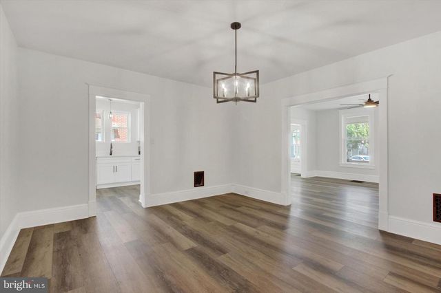 127 W HARRISBURG ST, Dillsburg, PA 17019