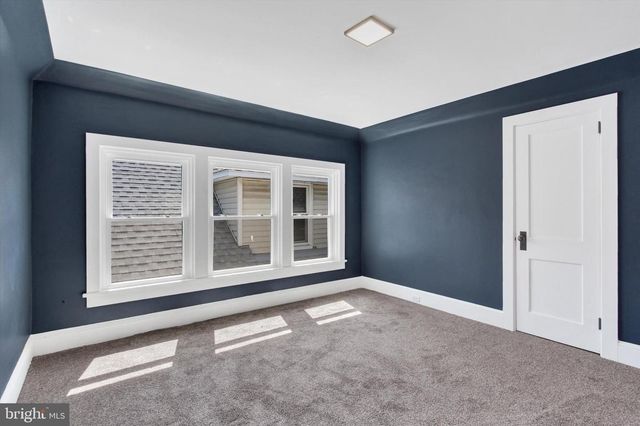 127 W HARRISBURG ST, Dillsburg, PA 17019