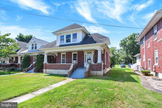 127 W HARRISBURG ST, Dillsburg, PA 17019