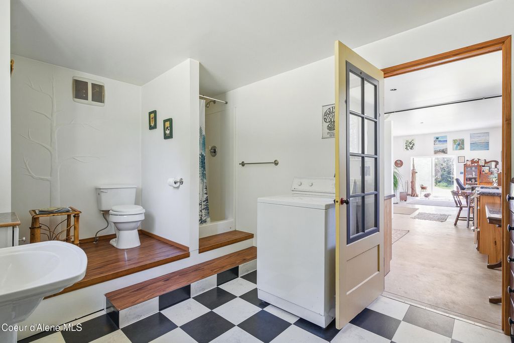 670 Sunset Rd, Athol, ID 83801 photo 14