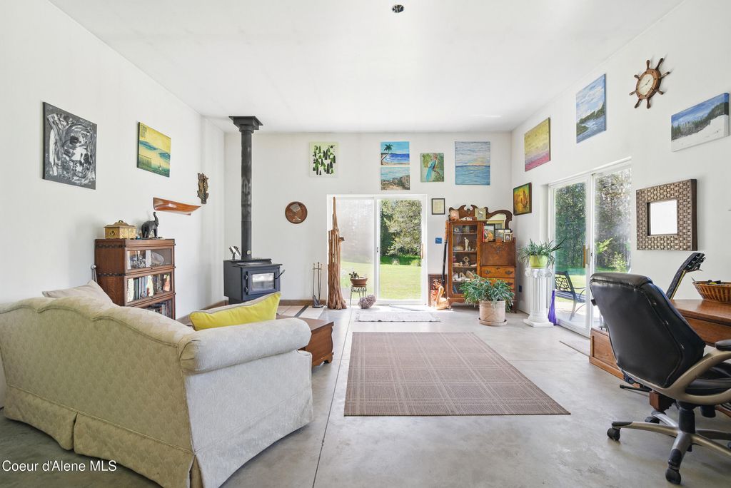 670 Sunset Rd, Athol, ID 83801 photo 2