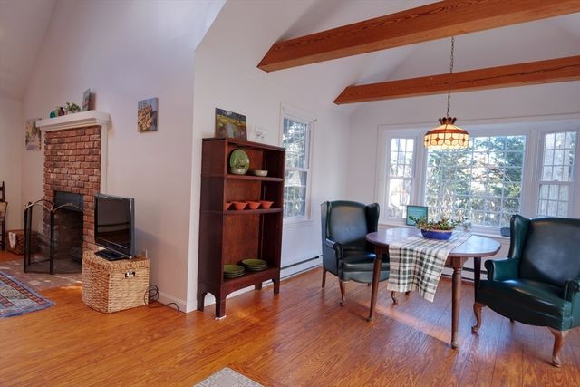 6 Hathorne Ln, Orleans, MA 02653