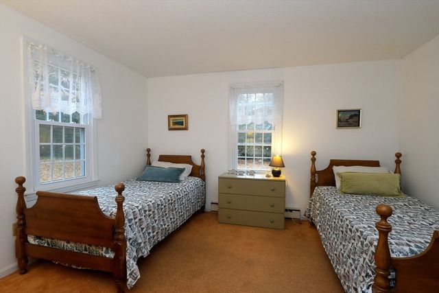 6 Hathorne Ln, Orleans, MA 02653