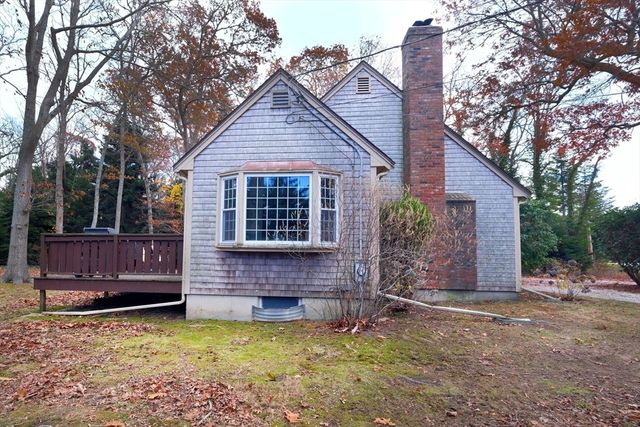 6 Hathorne Ln, Orleans, MA 02653