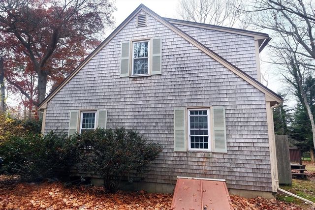 6 Hathorne Ln, Orleans, MA 02653