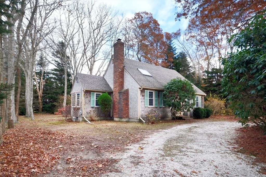 6 Hathorne Ln, Orleans, MA 02653