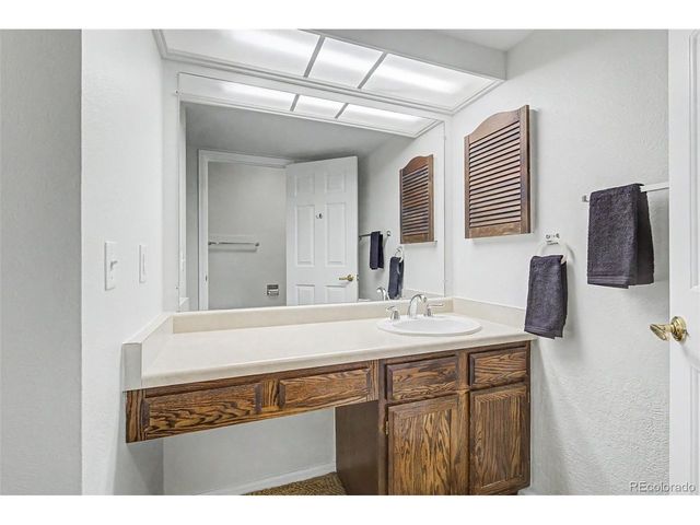 14233 E Marina Dr, Aurora, CO 80014