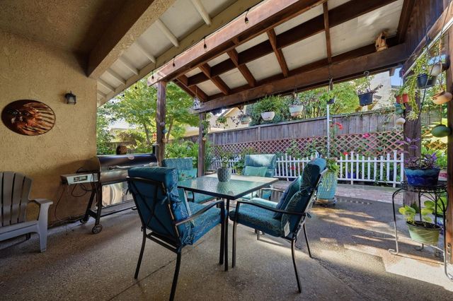 2622 Tejon St, Lodi, CA 95242