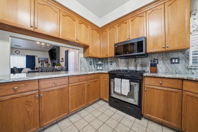 2622 Tejon St, Lodi, CA 95242