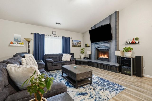2622 Tejon St, Lodi, CA 95242