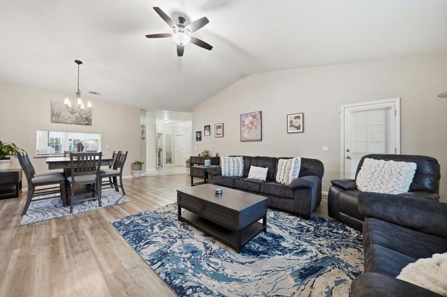 2622 Tejon St, Lodi, CA 95242
