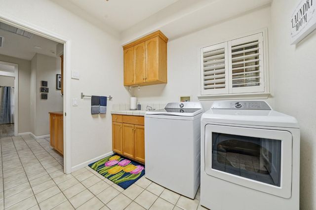 2622 Tejon St, Lodi, CA 95242