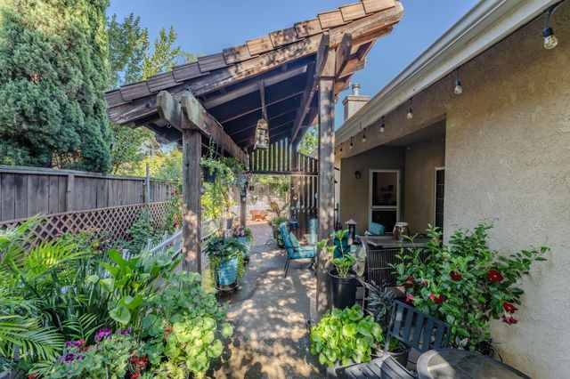 2622 Tejon St, Lodi, CA 95242
