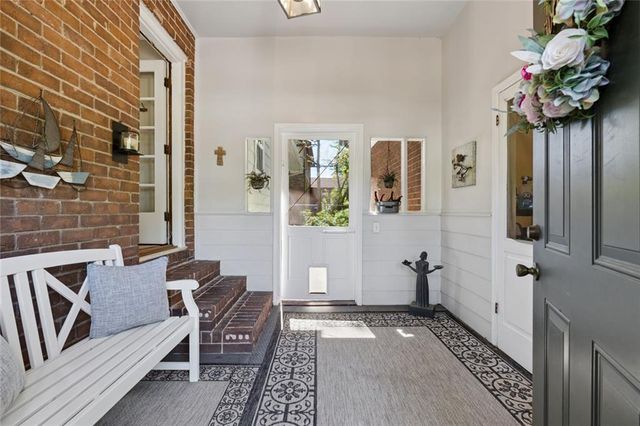 427 Angie Way SW, Lilburn, GA 30047