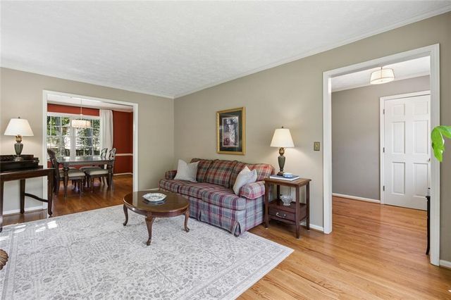 427 Angie Way SW, Lilburn, GA 30047