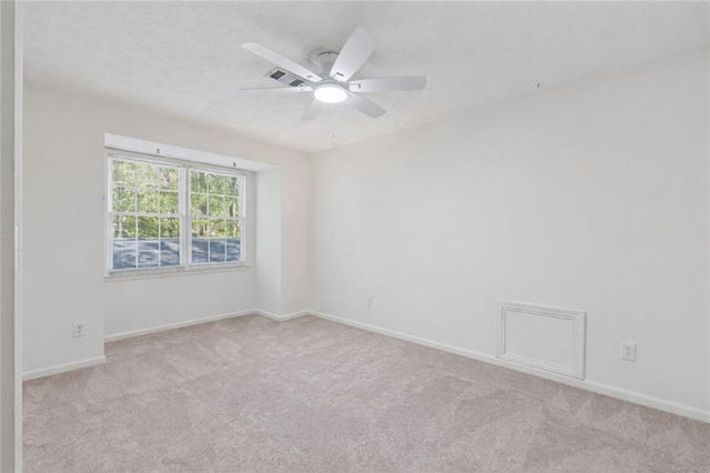 427 Angie Way SW, Lilburn, GA 30047