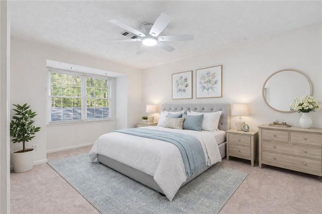 427 Angie Way SW, Lilburn, GA 30047