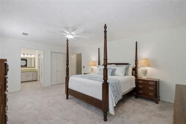 427 Angie Way SW, Lilburn, GA 30047