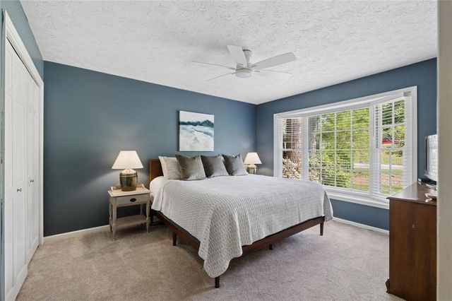 427 Angie Way SW, Lilburn, GA 30047