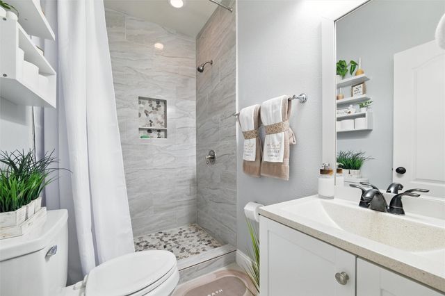 2644 Creekwood Drive, Cedar Hill, TX 75104
