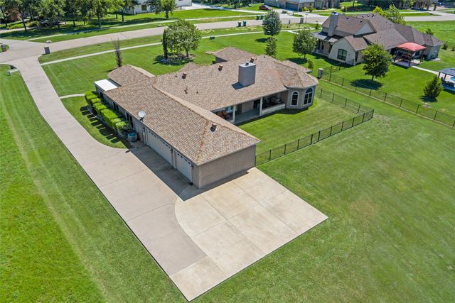 2644 Creekwood Drive, Cedar Hill, TX 75104