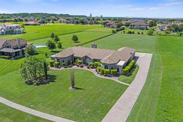 2644 Creekwood Drive, Cedar Hill, TX 75104