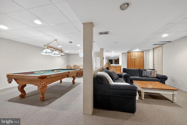 606 LONDONDERRY DR, West Chester, PA 19382