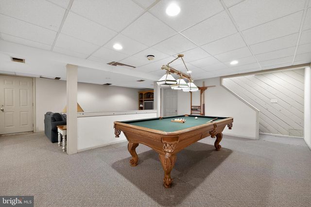 606 LONDONDERRY DR, West Chester, PA 19382