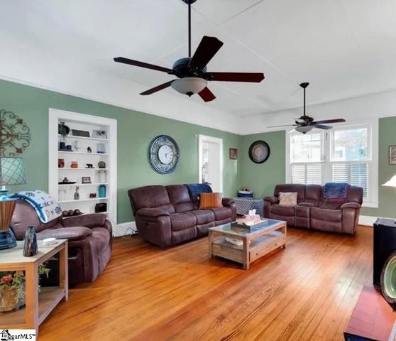 7 Lee Street, Liberty, SC 29657