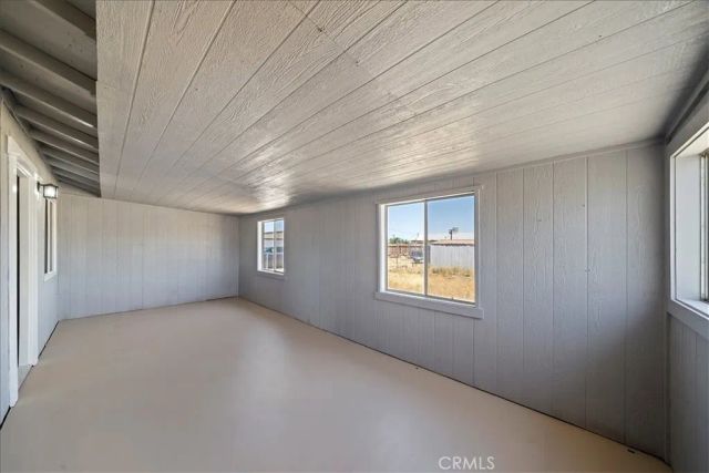 11850 Lee, Adelanto, CA 92301
