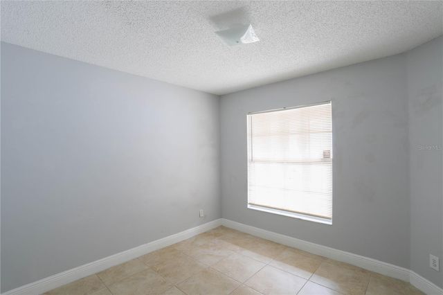 647 FALLING OAK COVE, Apopka, FL 32703