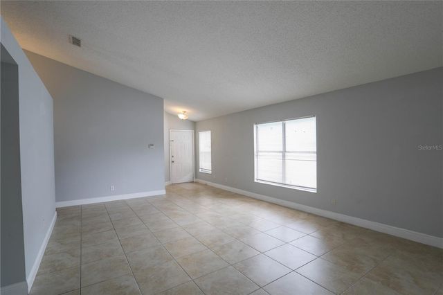 647 FALLING OAK COVE, Apopka, FL 32703