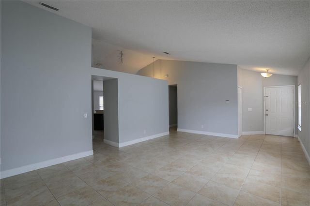 647 FALLING OAK COVE, Apopka, FL 32703