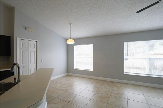 647 FALLING OAK COVE, Apopka, FL 32703