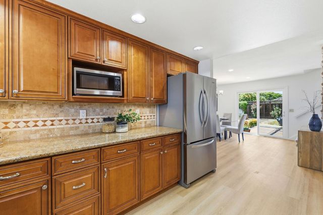 453 Taylor Drive, Milpitas, CA 95035