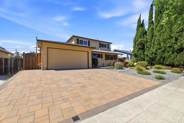 453 Taylor Drive, Milpitas, CA 95035