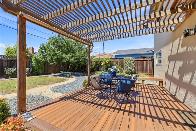 453 Taylor Drive, Milpitas, CA 95035