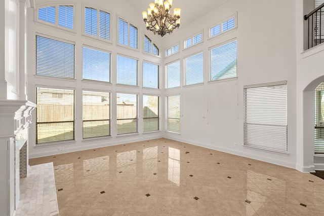 1333 Thornwood Drive, Murphy, TX 75094