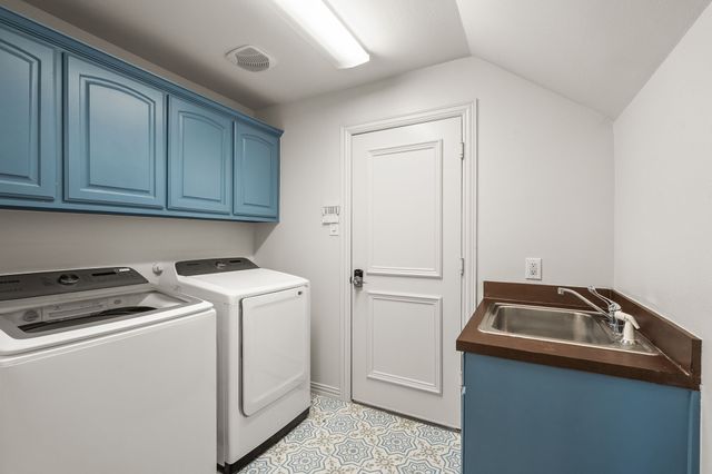 1333 Thornwood Drive, Murphy, TX 75094