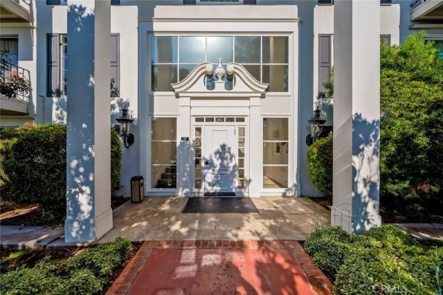 300 Cagney Lane 102, Newport Beach, CA 92663