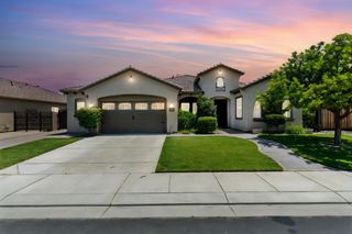 2254 Maple Hollow Ln, Manteca, CA 95336