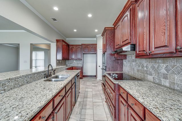 901 Hoyt Road, Waxahachie, TX 75167