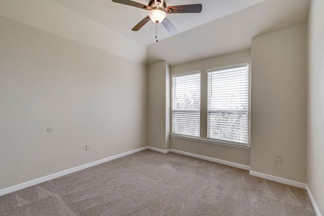 901 Hoyt Road, Waxahachie, TX 75167