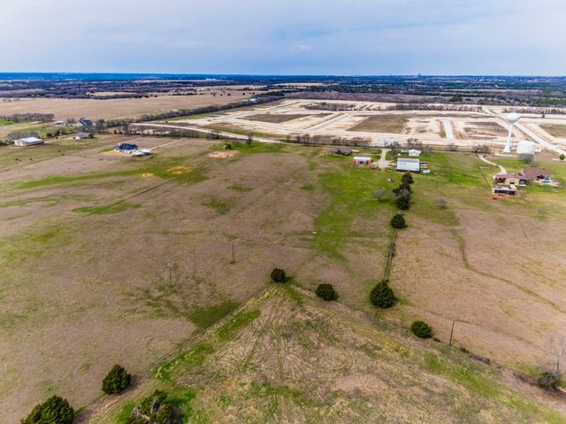 901 Hoyt Road, Waxahachie, TX 75167