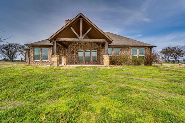 901 Hoyt Road, Waxahachie, TX 75167