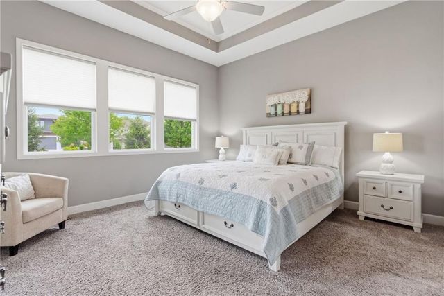24309 W 91 Place, Lenexa, KS 66227