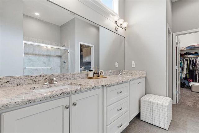 24309 W 91 Place, Lenexa, KS 66227